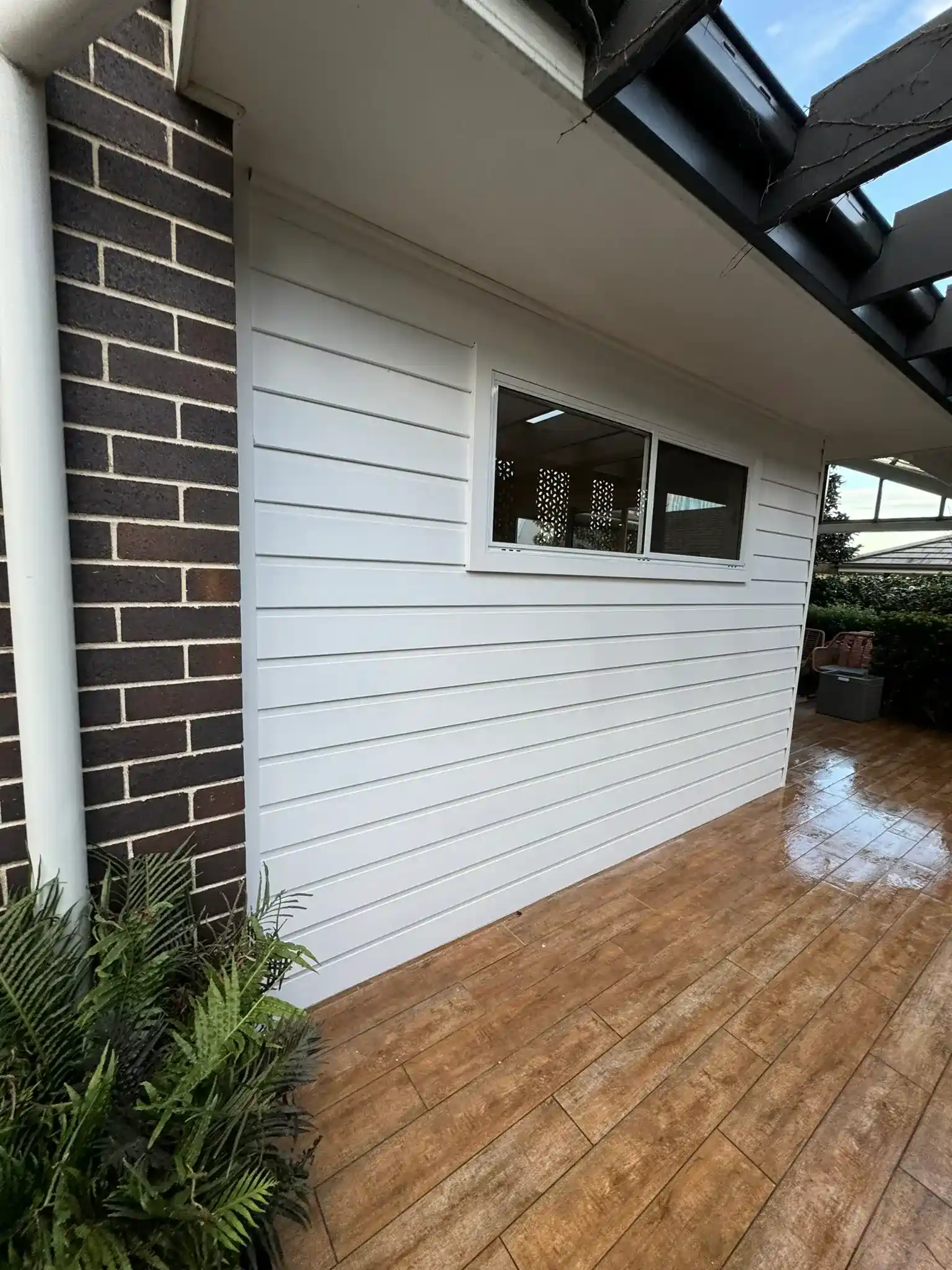 Modern exterior cladding installation and external carpentry in Sydney
