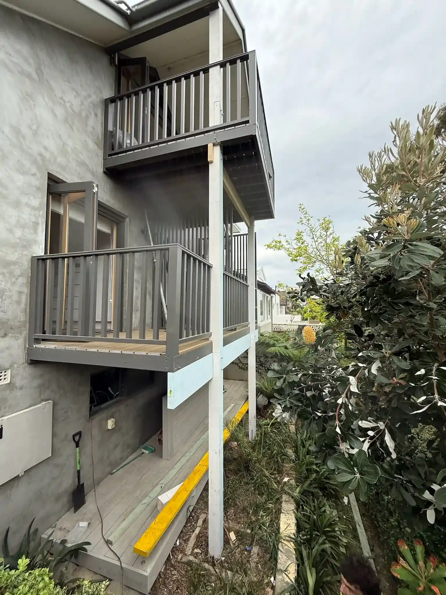 Property maintenance and small carpentry repair services in Sydney